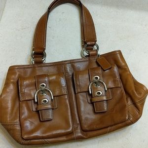 Coach Bag, camel color, zip closure